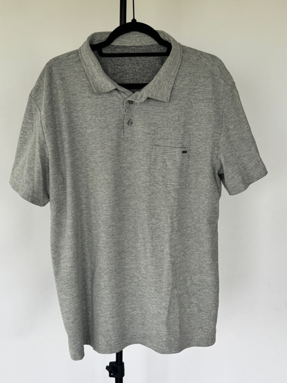 Vuori Men's Heather Gray Polo